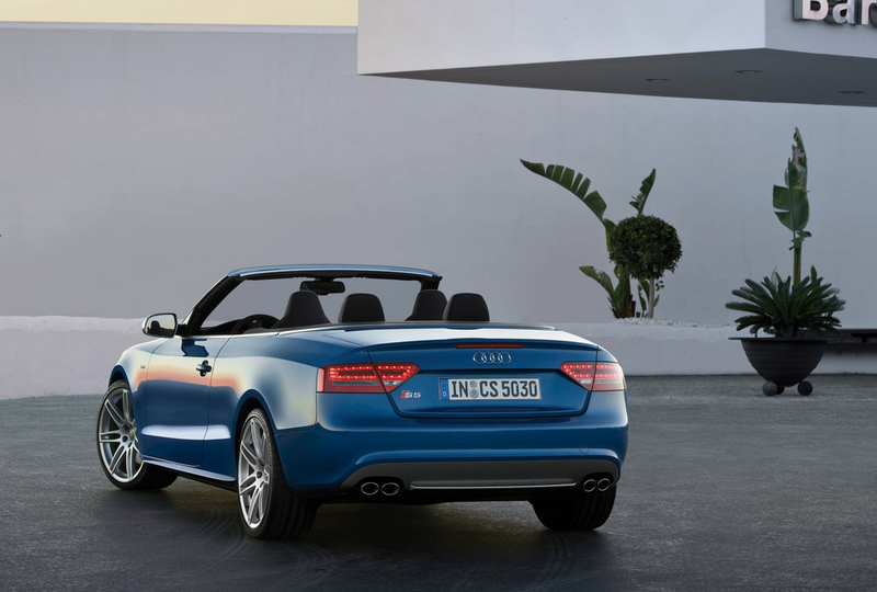 Illustration for article titled 2010 Audi A5 And S5 Convertibles Drop Their Tops